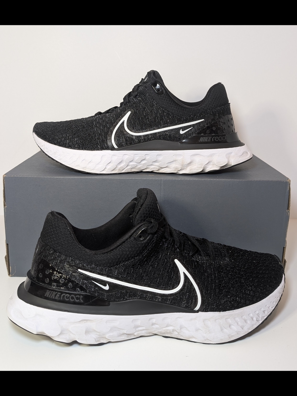 Nike Women's React Infinity Run Flyknit 3 Black/White - Size 10 - GUC